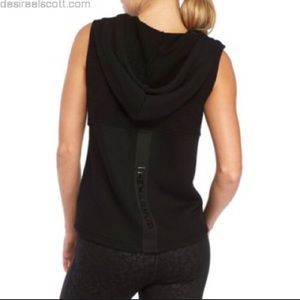 Jessica Simpson THE WARM UP hoodie/vest/ top